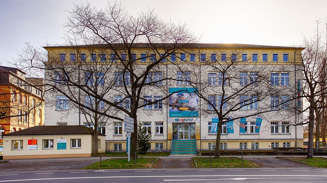 Außenansicht des Vital-Center Dresden Fetscherstraße Ansicht des Hauses des Vital-Centers Dresden auf der Fetscherstraße