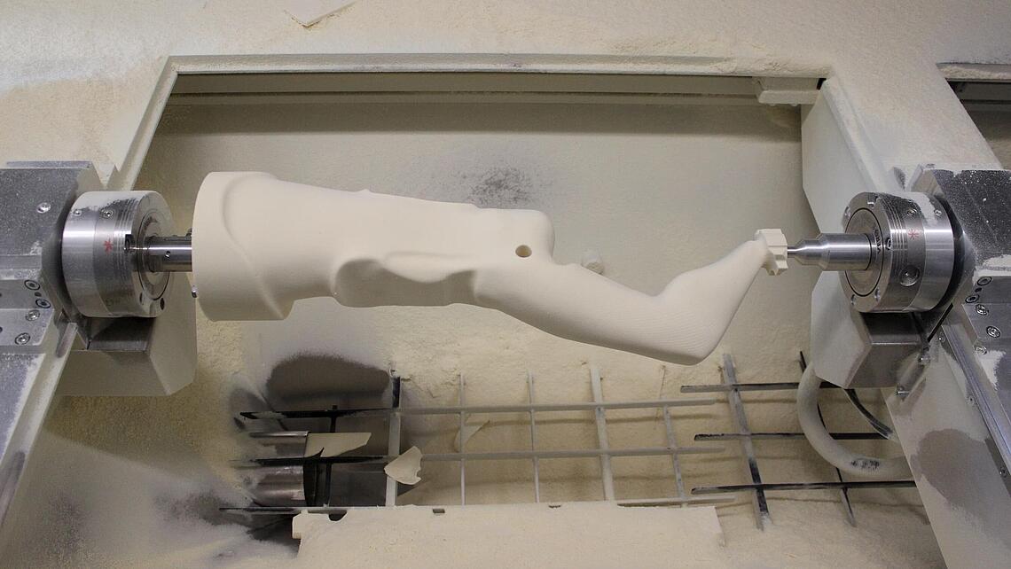 fertig gefräster Schaft aus Schaumstoff fertig gefräster Schaft aus Schaumstoff als Vorlage für eine neue Prothese